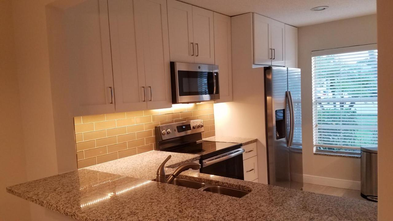 Sun&Fun - Beautiful Renovated 2/2 Villa In جوبيتر المظهر الخارجي الصورة
